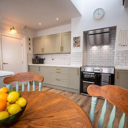 Villa 4-Bed Botanical Retreat Plymouth Esterno foto