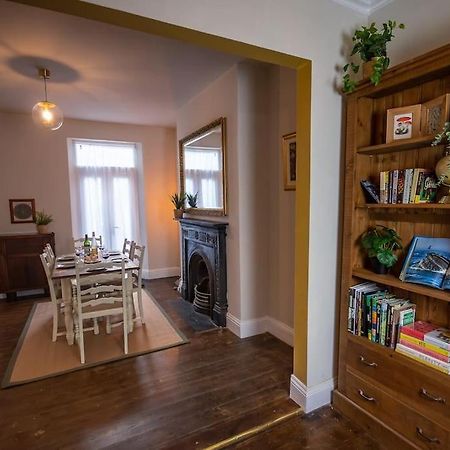 Villa 4-Bed Botanical Retreat Plymouth Esterno foto