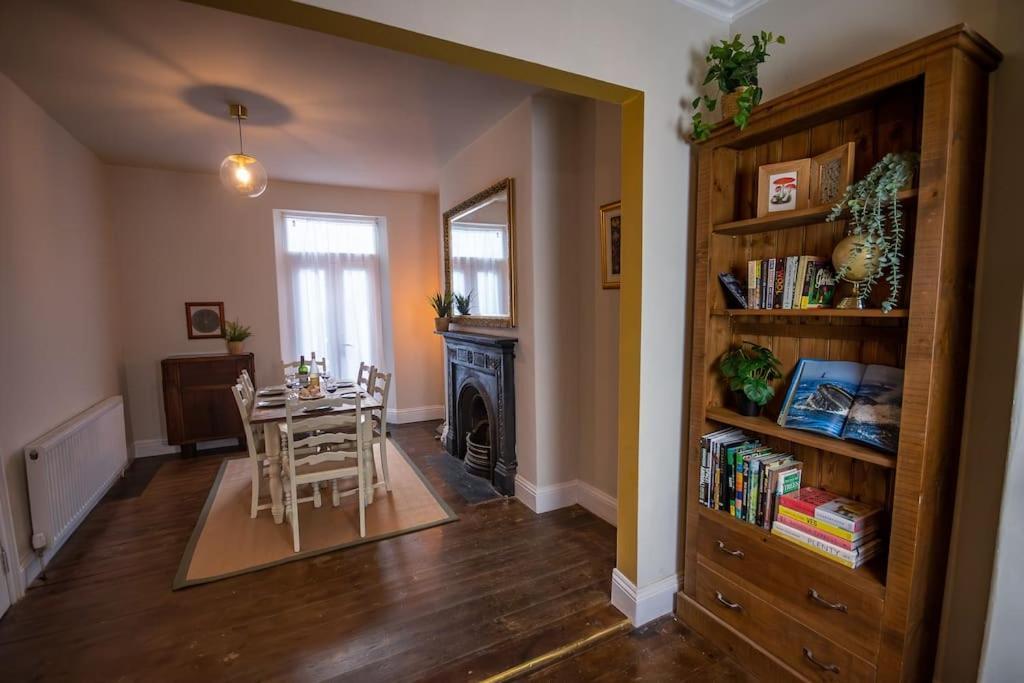 Villa 4-Bed Botanical Retreat Plymouth Esterno foto